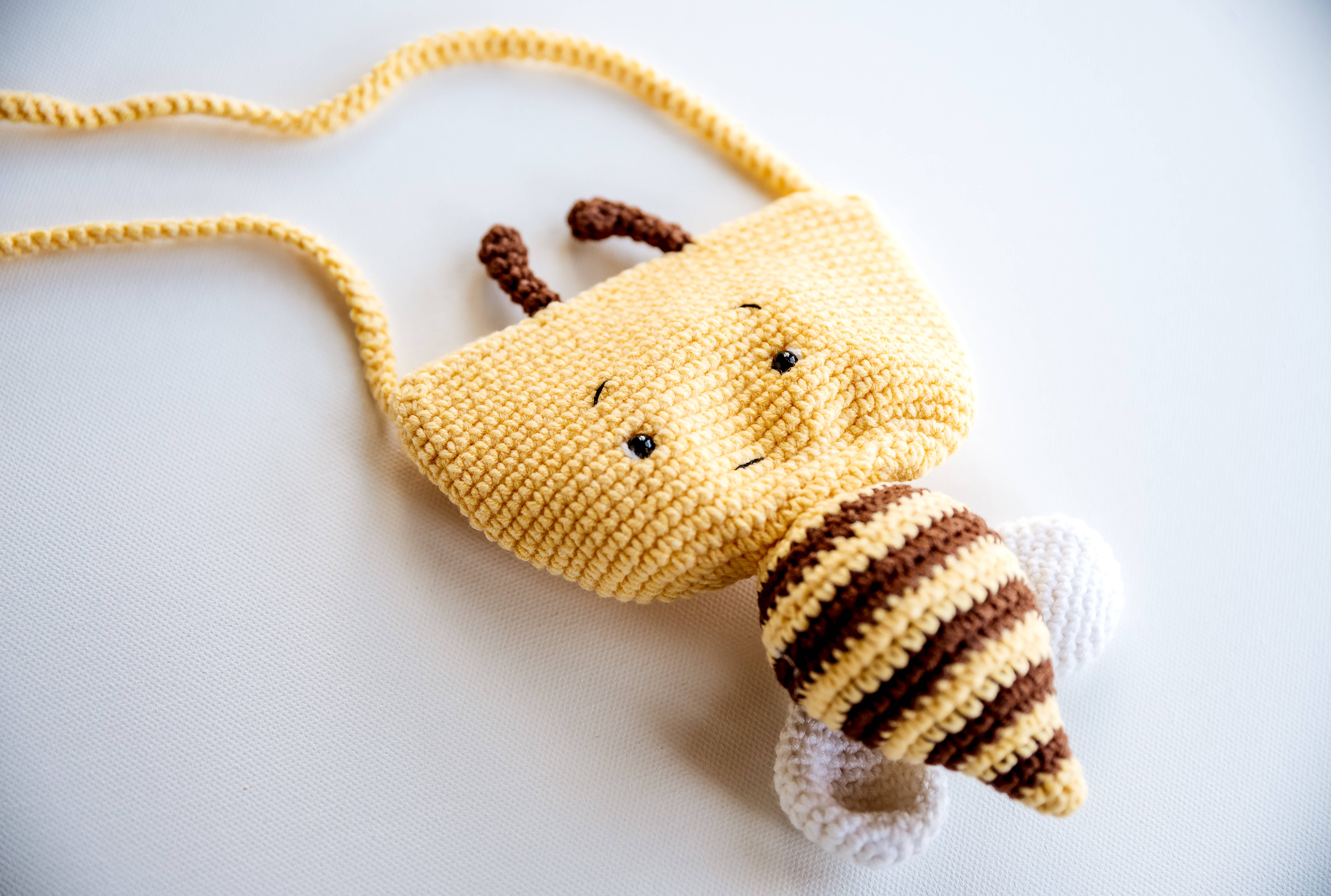 Hemsin Atelier – wholesale Crossbody bag – kids – Bee Bag3