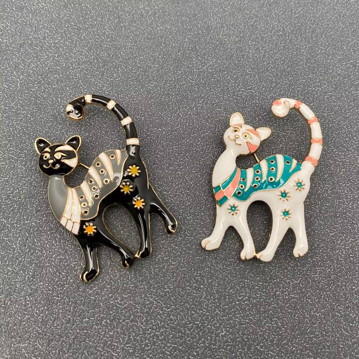 Mio Queena - Wholesale Brooch - Enamel Cat Brooch
