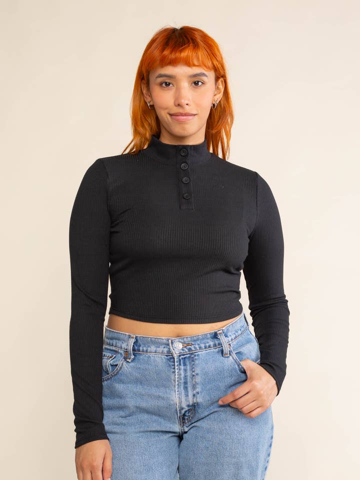 Peri Langarmshirt mit geripptem Stehkragen für den Großhandel von NLT