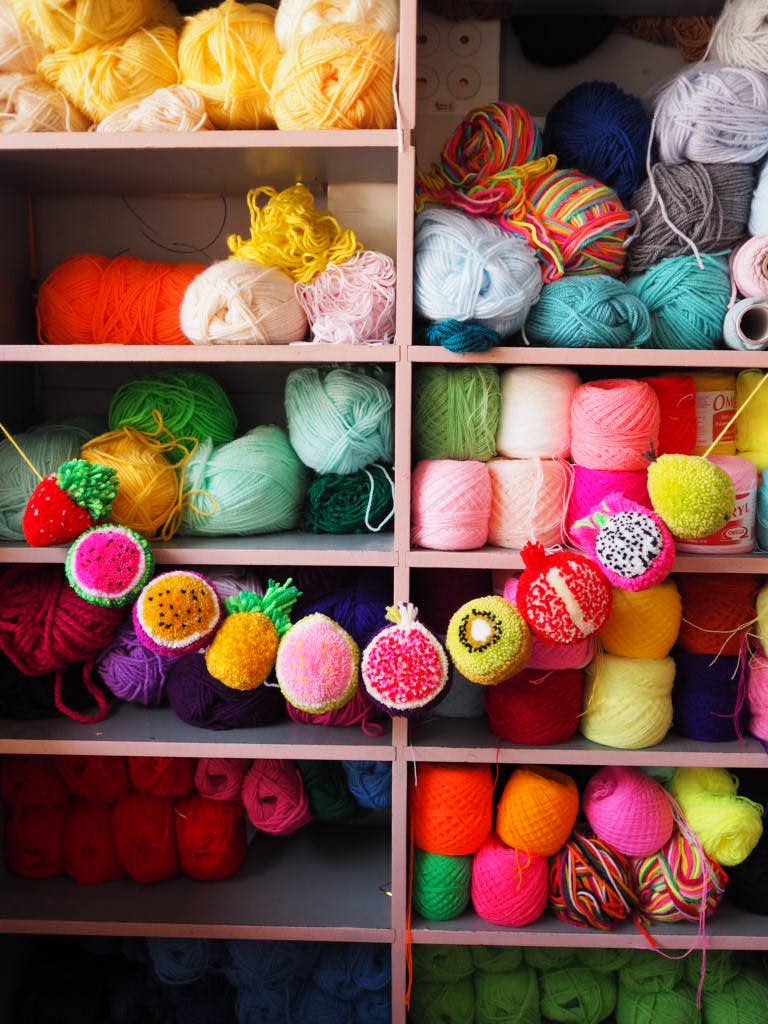 Fat Pom Poms – Großhandel Bastelset – Fruchtsalat Pom Pom DIY Kit - Macht 10 verschiedene Früchte!8