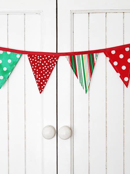 Bunting. Red-Green Fabric. Party banner. Christmas decor for wholesale by edeenut