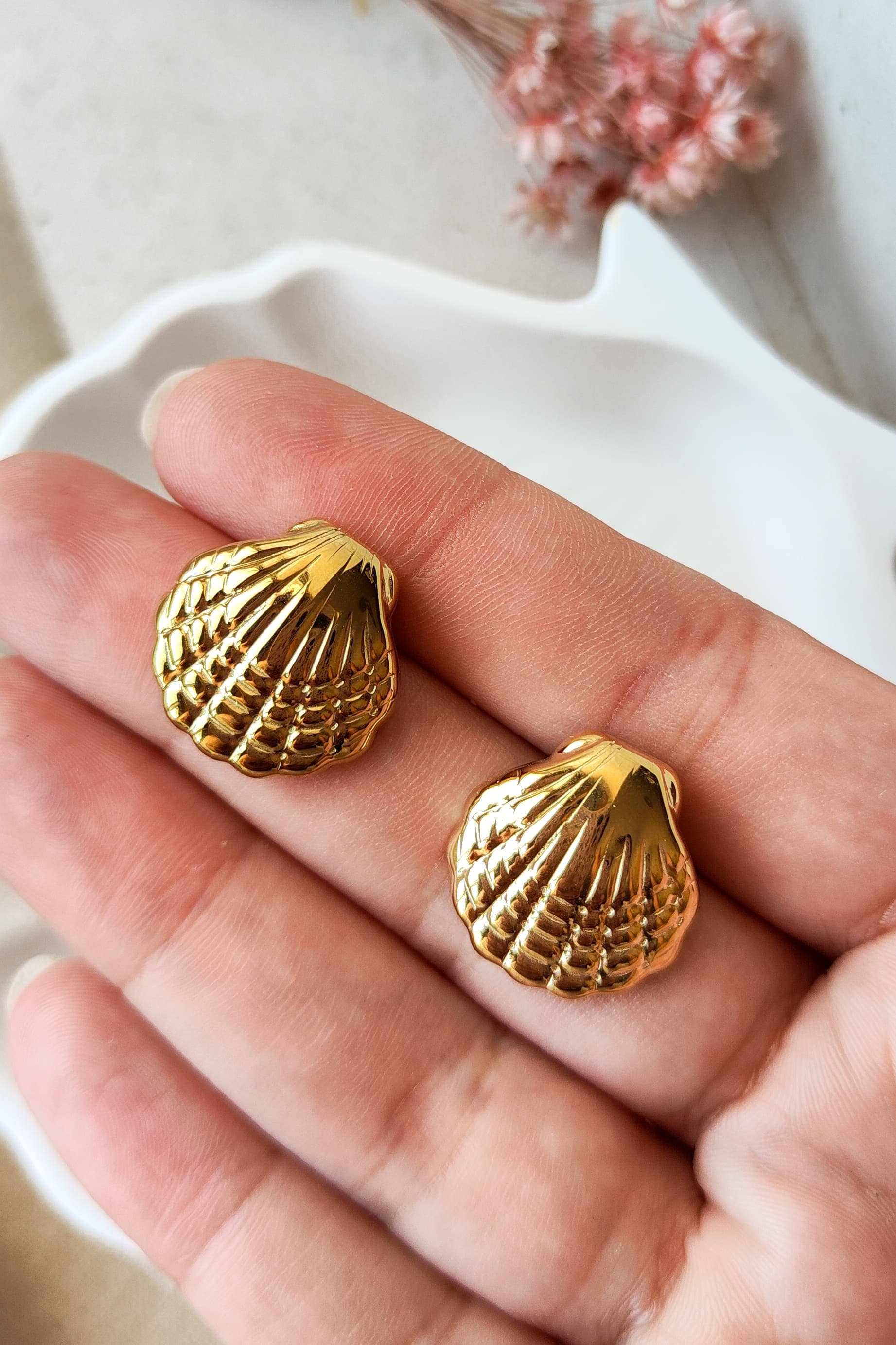 What Goes Around - Wholesale Stud/Post Earrings - Bafureira Earrings