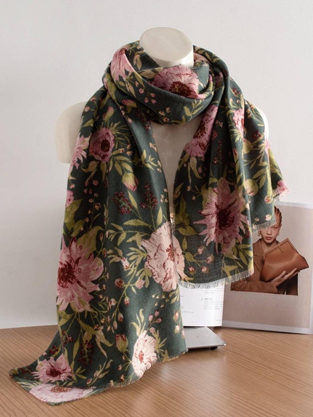 Funkyrel® Atzbranding Limited - Wholesale Scarf - Women's - Scarvii - Winter Floral Print Scarf & Shawl4