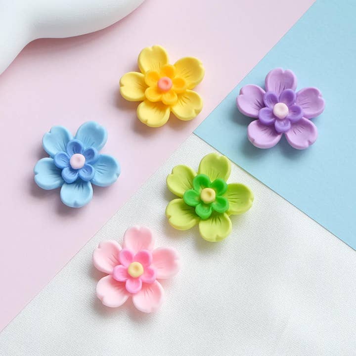 Fleurs de cerisier à double couche pour la vente par Moon Bunny