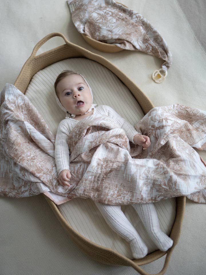 Little Threads - Wholesale Bedding Blanket - Kids & Baby - Neutral Jungle Toile Muslin Blanket5