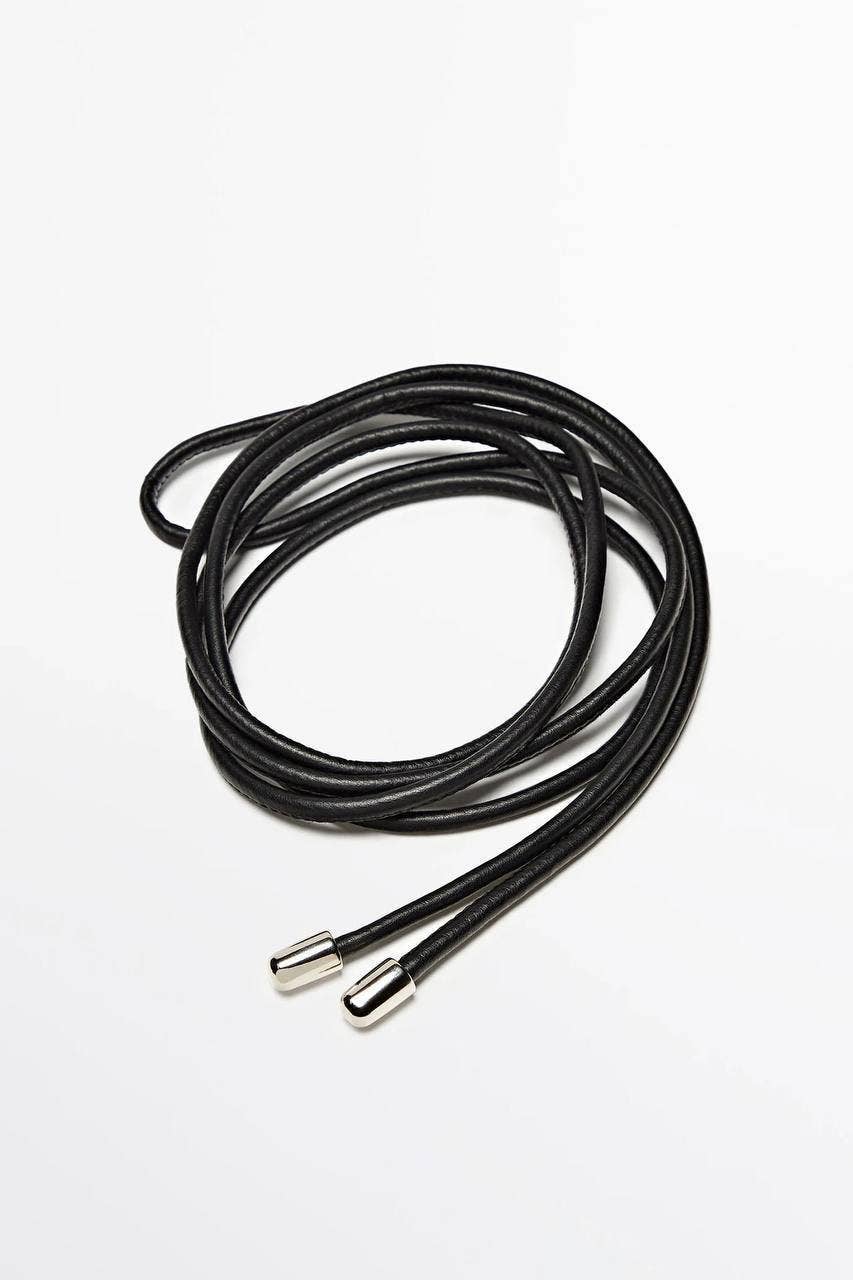 Design company-Fatma Balkir – Großhandel Gürtel – Damen – Schicker Damen-Gürtel aus veganem Kunstleder.1