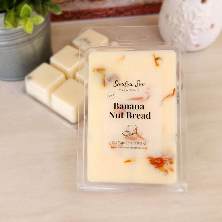Cera di Soia al Profumo di Pane alla Banana e Noci, 5,5 oz | Formato Extra Large per la vendita all'ingrosso da parte di Sandra Sue Creations LLC