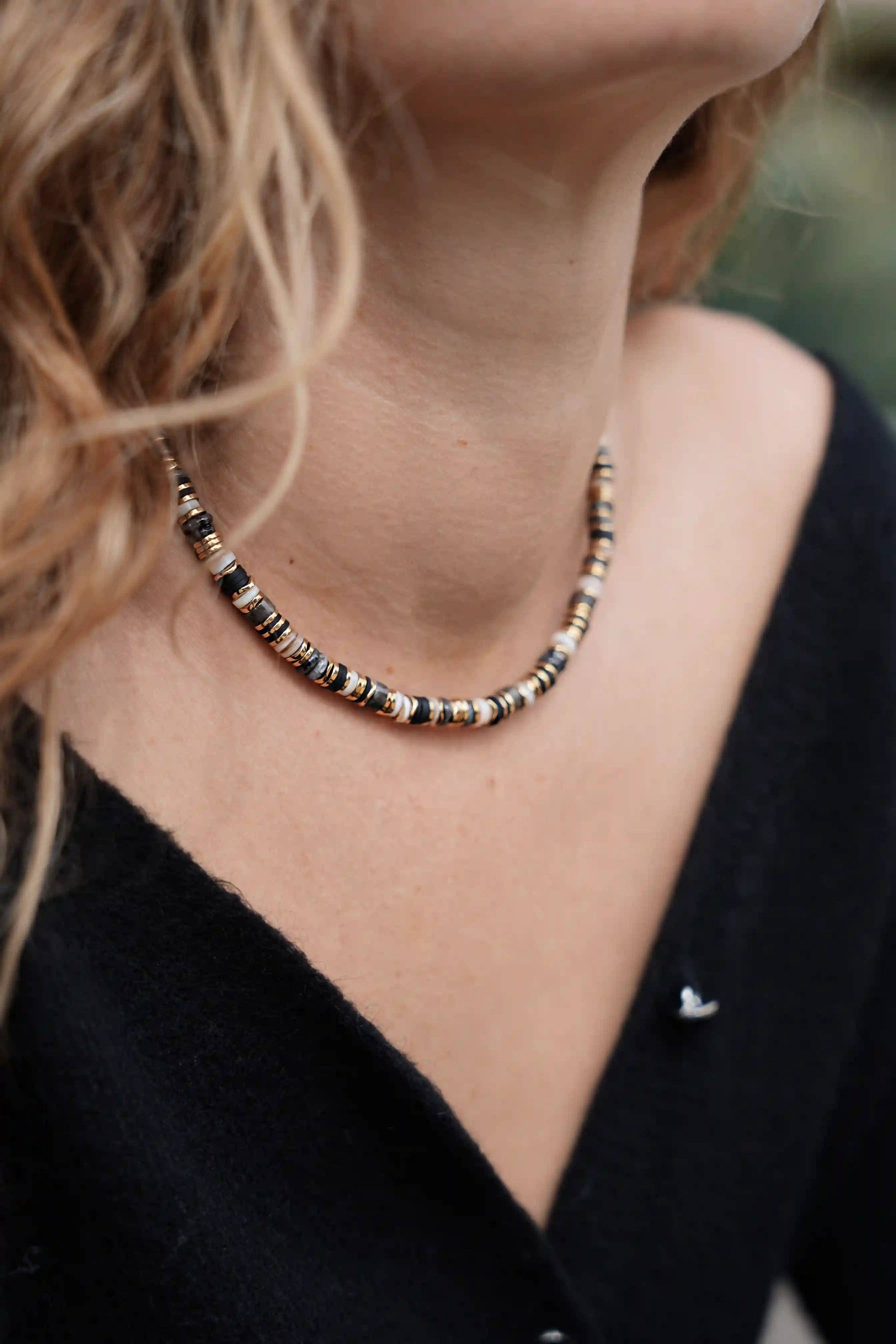 Cloralys - Wholesale Beaded/Pearl Necklace - Black Elwood1