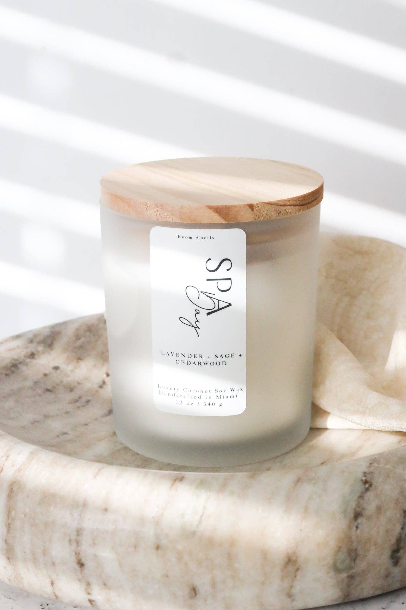 RoomSmells – Großhandel Kerze im Glas / gefüllte Kerze – Spa-Tag - 12 oz Kerze1