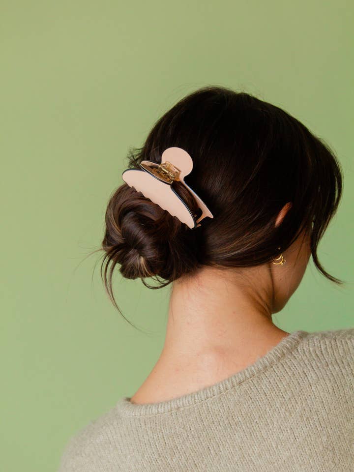 Black Trimmed Claw Clip for wholesale by Shop Andi