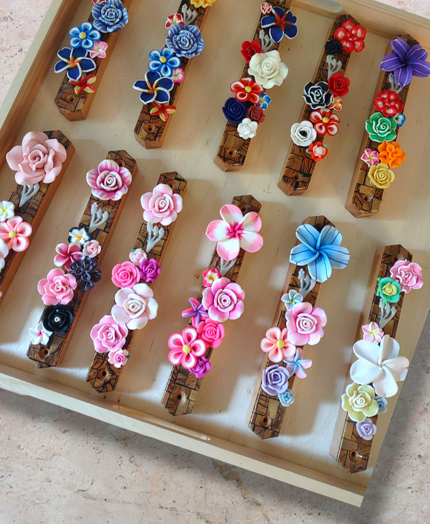 Eclectic Judaica - Wholesale Decorative Tabletop Object - Olive Wood Mezuzah with Flowers9