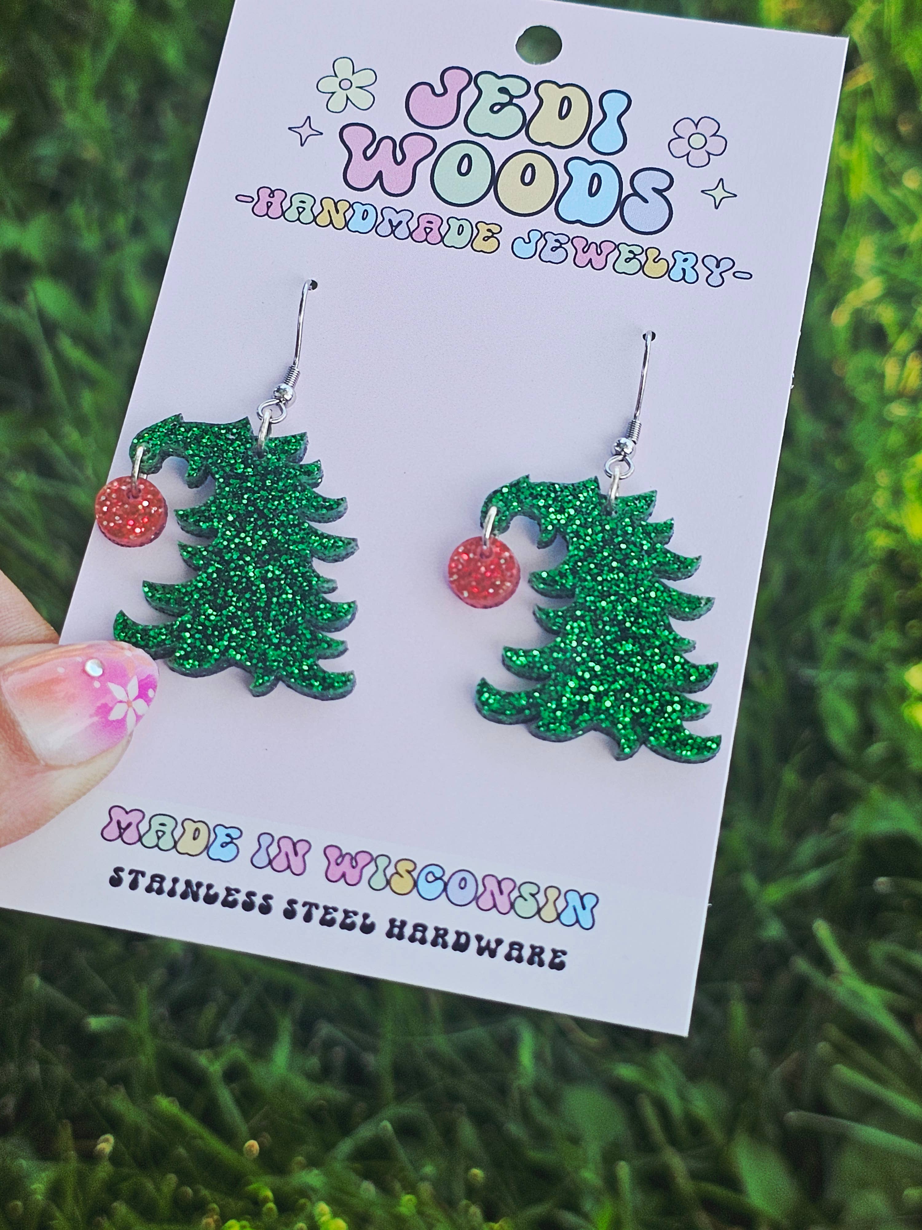 Jedi Woods LLC - Vendita all'ingrosso Orecchini pendenti - Orecchini Albero di Natale Piegato di Cindy Lou Who4