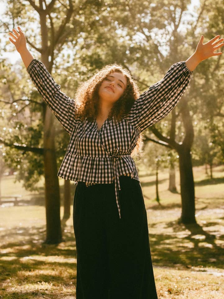 Dessus de jardin à carreaux noirs et blancs pour la vente par Soft Haus