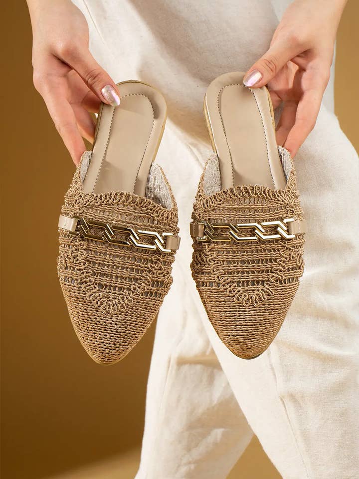 2001-1-24 for wholesale by Pembe Potin