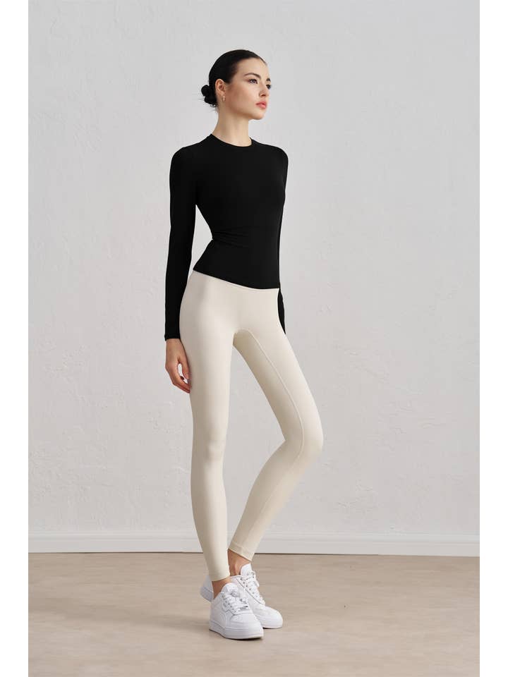 91thelabel - Wholesale Athletic Top - Women's - Penelope Long Sleeve Sculpting Active Top7