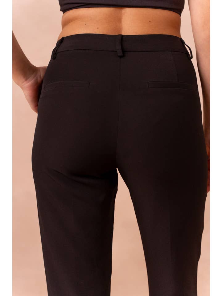 Attentif Paris - Wholesale Broek - Dames - Attentif Paris tijdloze high-waisted sigarettenbroek2