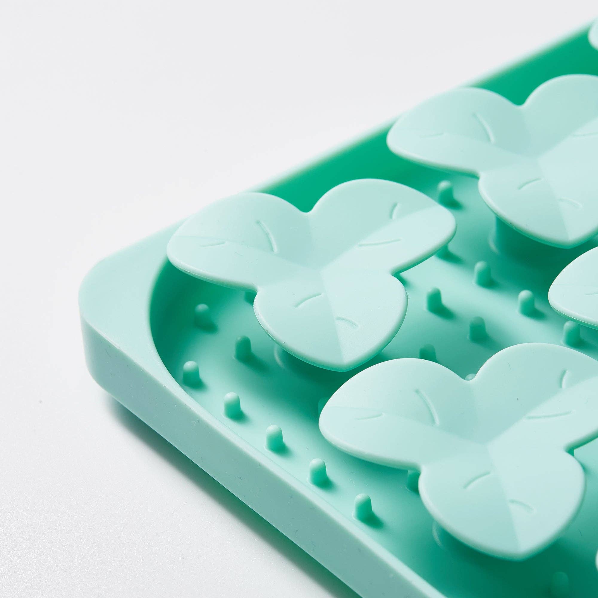 Pet Future llc – wholesale Husdjursskål - Katt och hund – Puzzlematta för hundar i grönt – långsammatningsskål1