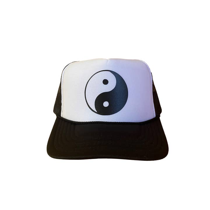 Yin Yang Trucker Hat för wholesale av Buffalo Road Hats