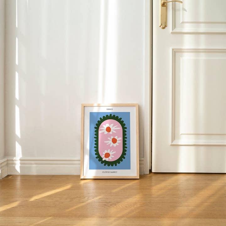 Blumenmarkt-Druck von Lissabon-Poster | A4 A3 Recycelte Kunst für den Großhandel von Emma Make