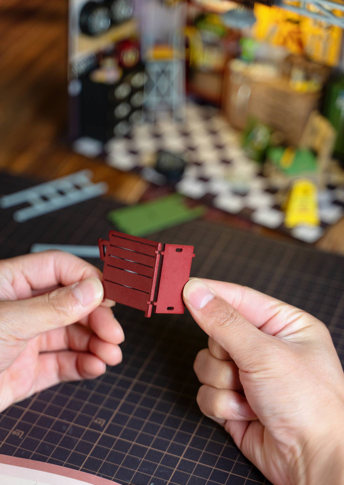 Hands Craft - Wholesale DIY Craft Kit - DIY Miniature House Kit: Garage Workshop3