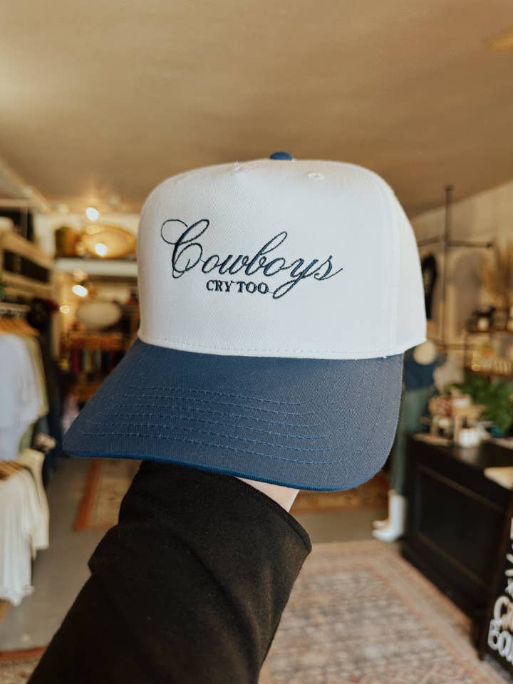 Casquette de camionneur Cowboys Cry Too pour la vente par Grady Ln Boutique