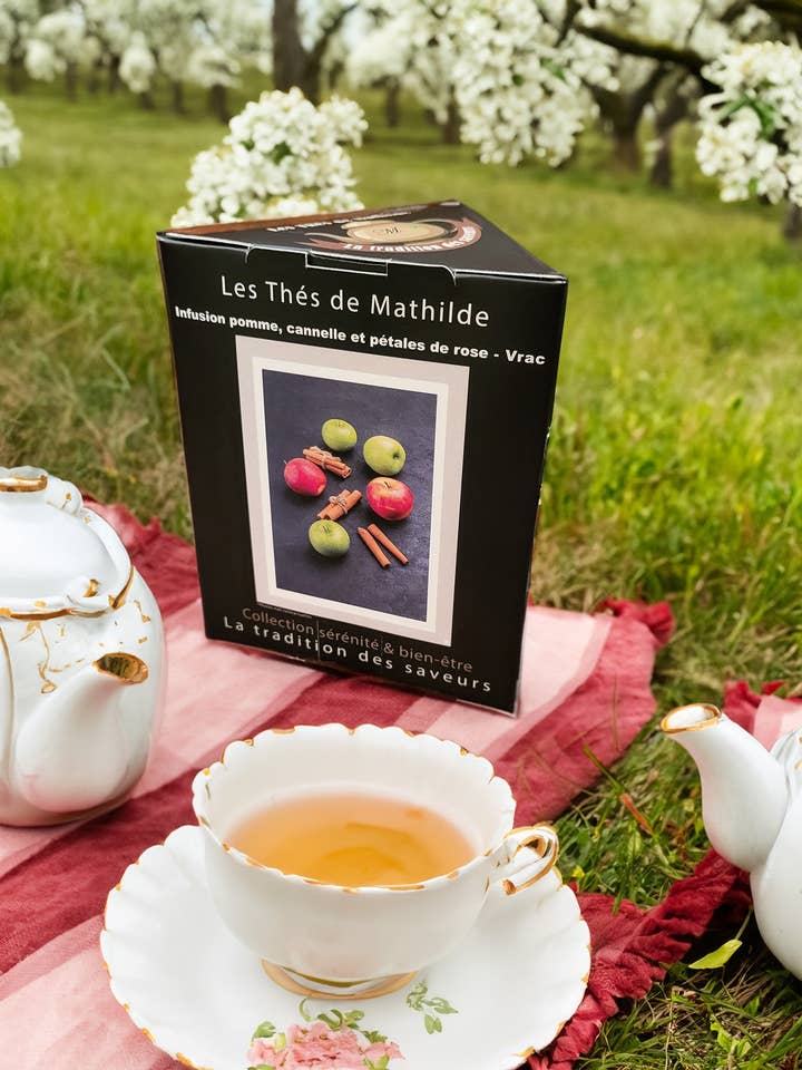 DOLCE MELA CANNELLA - Infuso di mela, cannella e rosa per la vendita all'ingrosso da parte di Les Thés de Mathilde