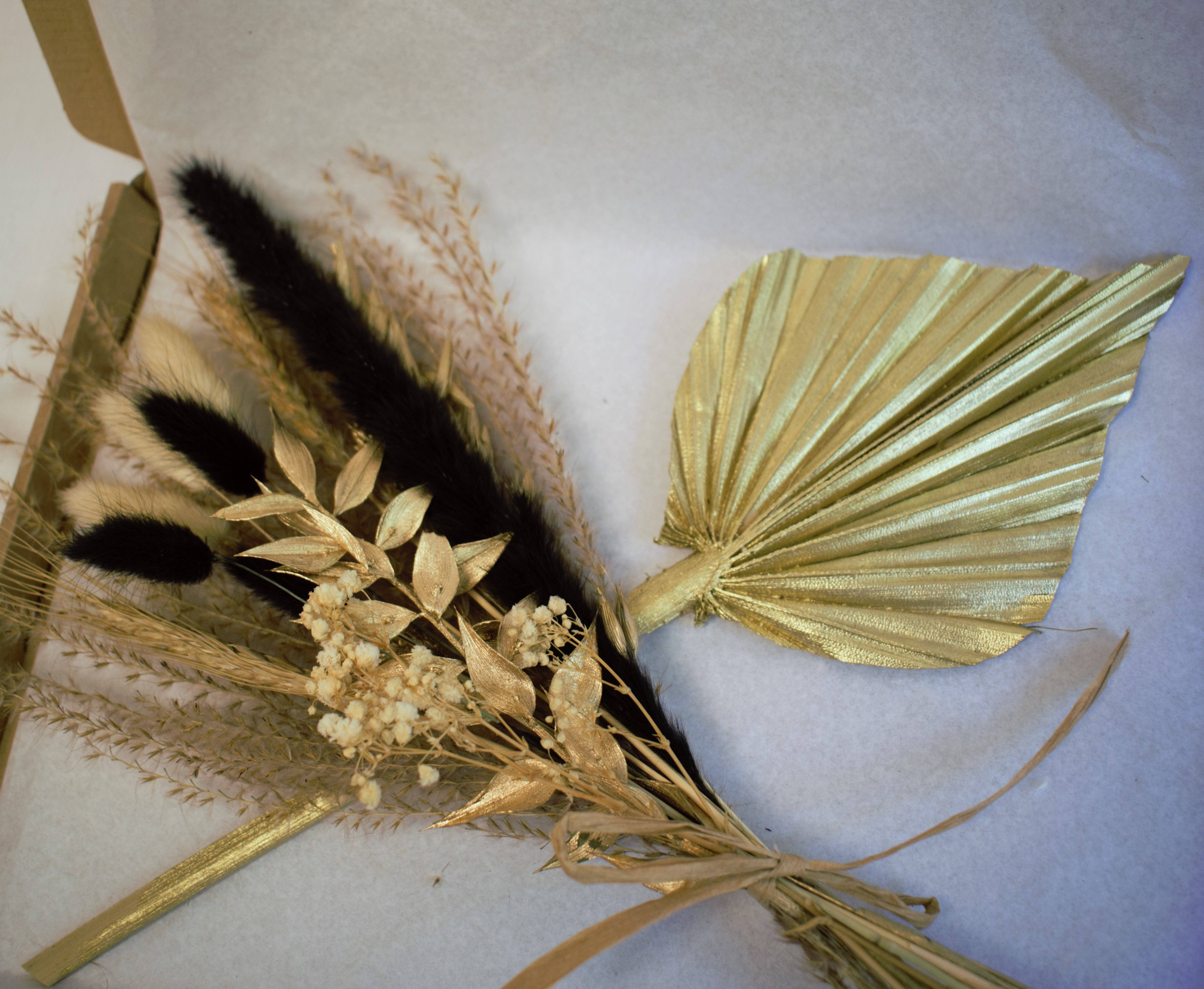 Opal Lily – wholesale Dried/pressed flowers – Black & Gold Palm Spear Bouquet6