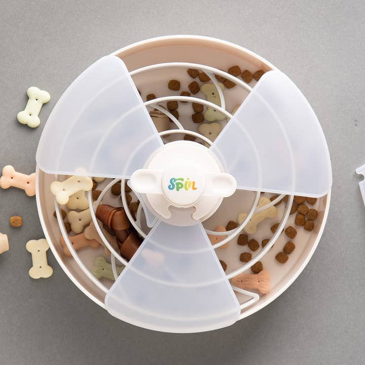 PetDreamHouse SPIN Interactive Feeder Spiral Twister Lid Lv3 for wholesale by PetDreamHouse