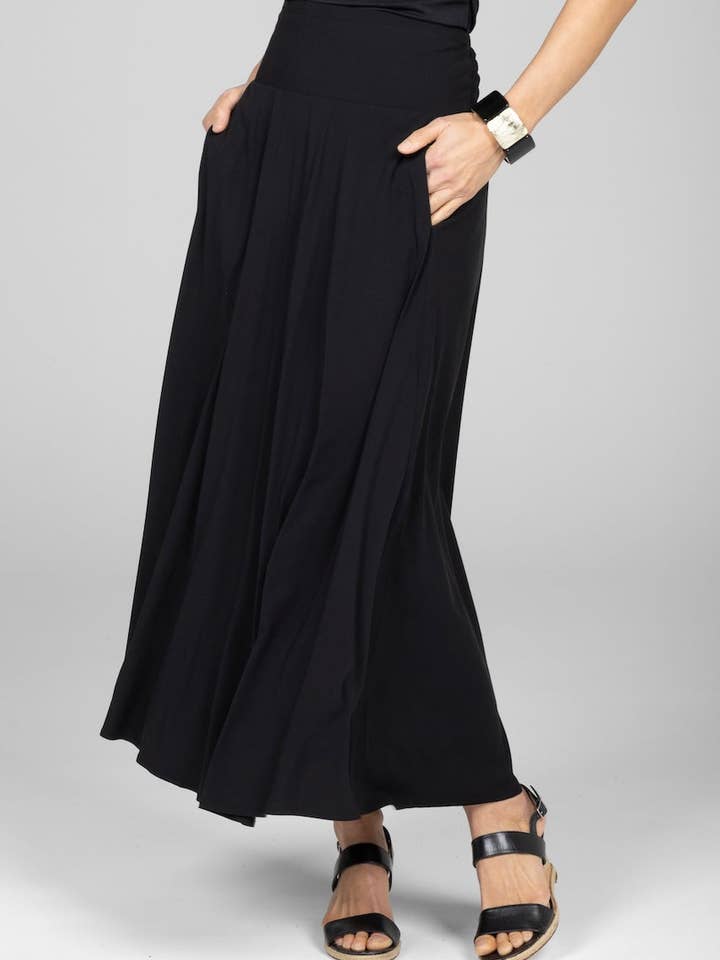 GONNA PORTOFINO: NERA per la vendita all'ingrosso da parte di KiraGrace