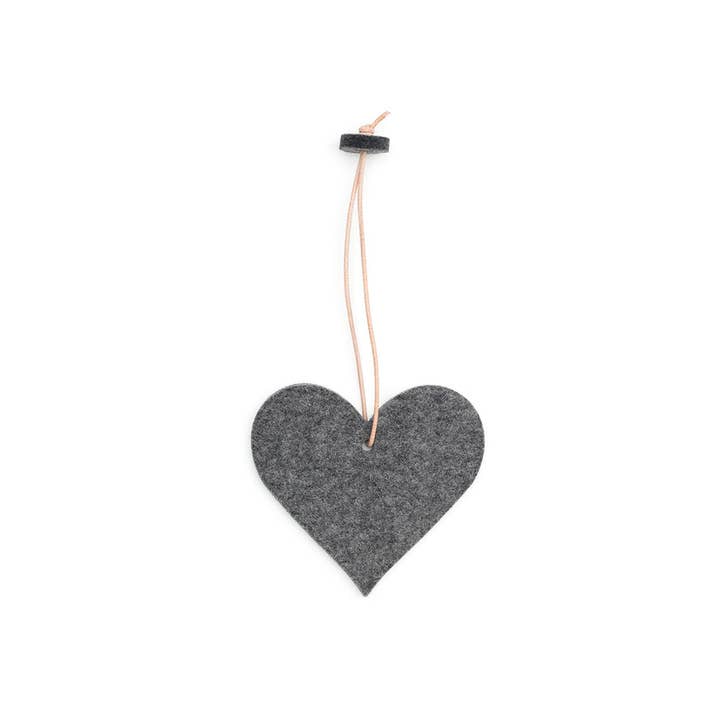 Heart pendant for wholesale by HEY-SIGN