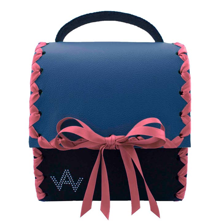 Capri bleu foncé Herzerl pour la vente par AugenWaide