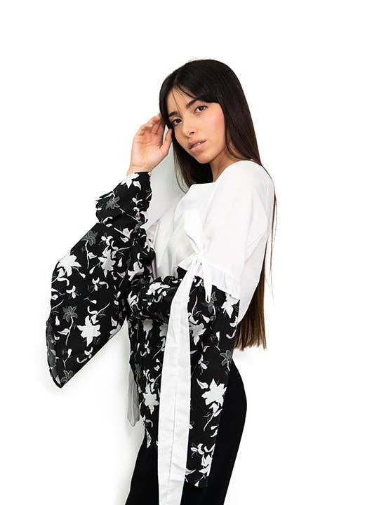 Alesia Designs - Wholesale Button Down Shirt - Women's - Floral Print bell Sleeve Shirt2