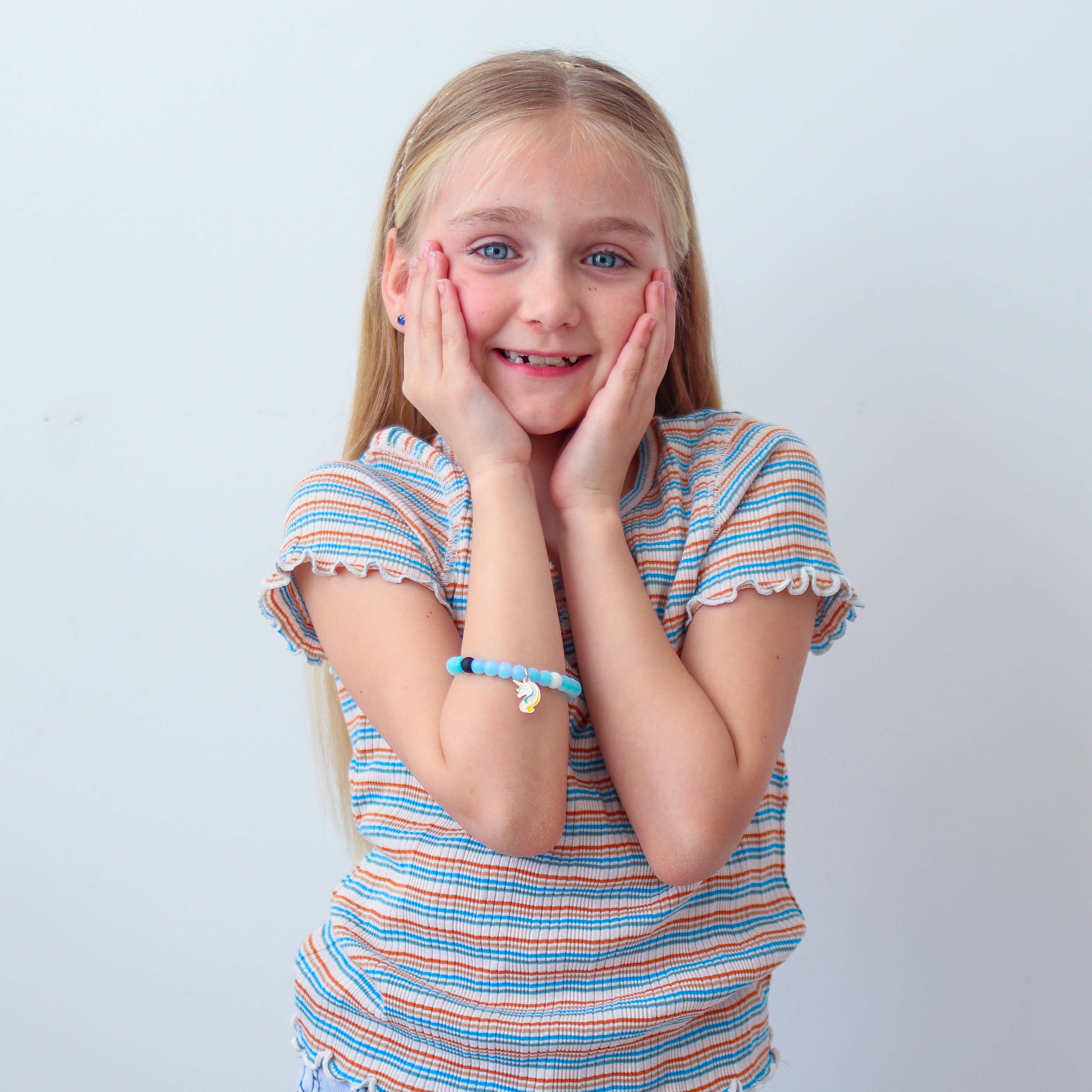 Frog Sac - Wholesale Beaded Bracelet - Kids - Glow in the Dark Unicorn Charm Bubble Bracelets - 3 Pack13