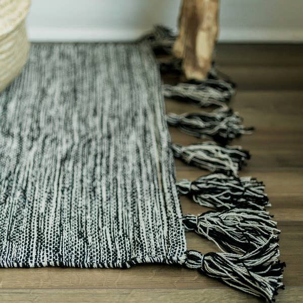 3' x 5' Woven Cotton Rug With Tassels, Medium for wholesale by Forpost Trade Inc