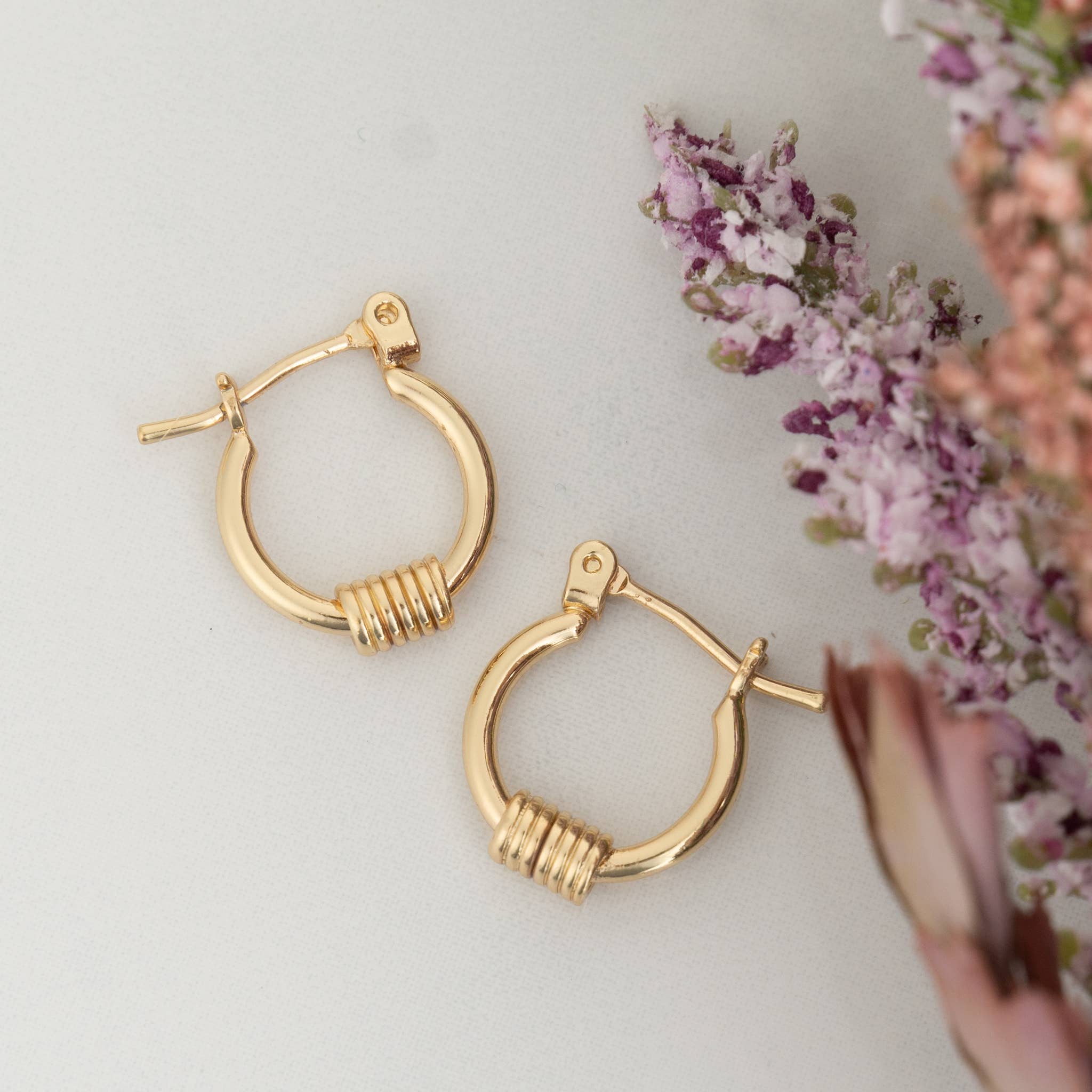 Howard's – wholesale Hoop earrings – Classic Ring Hoop Nickel-Free Earrings