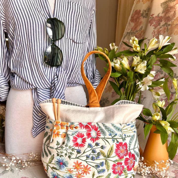 Atenti - Wholesale Tote Bag - Women's - Wildflower Tall Caddy– Handmade USA Embroidered Floral Yarn & Notions Organizer, Atenti Project Bag0