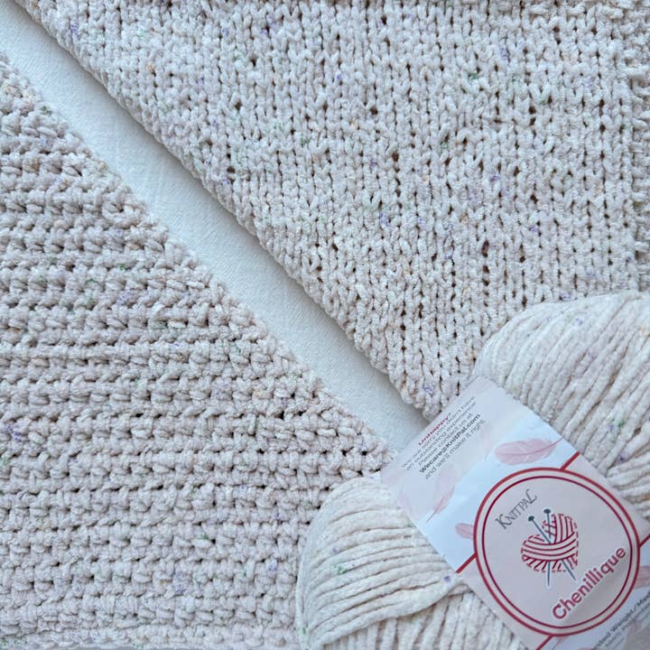 KnitPal - Wholesale Yarn - Chenillique Velvet Chenille Crochet Yarn - Worsted Weight 435