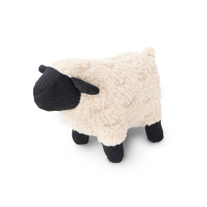 Dolly // Pivelydende legetøj for engroshandel hos Lambwolf Collective