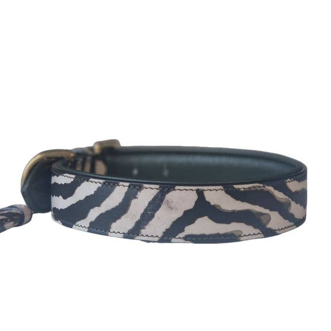 kay-line - Wholesale Pet Collar - Dog - Leather Collar AFRICAN ZEBRA with Leather PomPom