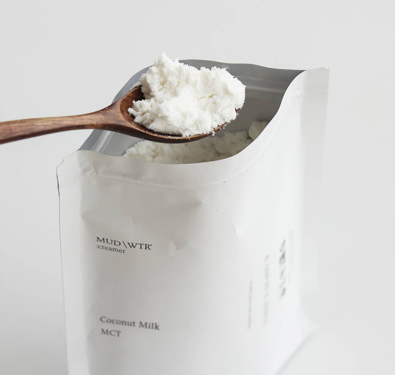 MUD\WTR - Wholesale Powdered Health Drink - MUD\WTR - 30 Serving Coconut Creamer (12 pack)1