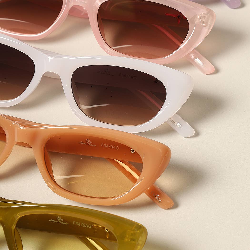 12 OLIKA FÄRGER Damsolglasögon med trendiga kattögon för wholesale på Faire5