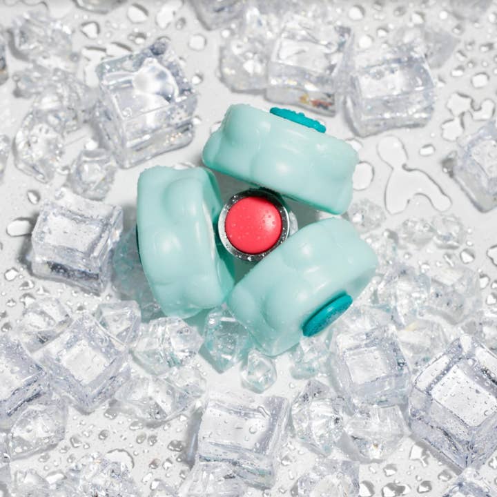 Glo - Wholesale Body Massager - Glo910 Cool Legs Cryomassage Roller1