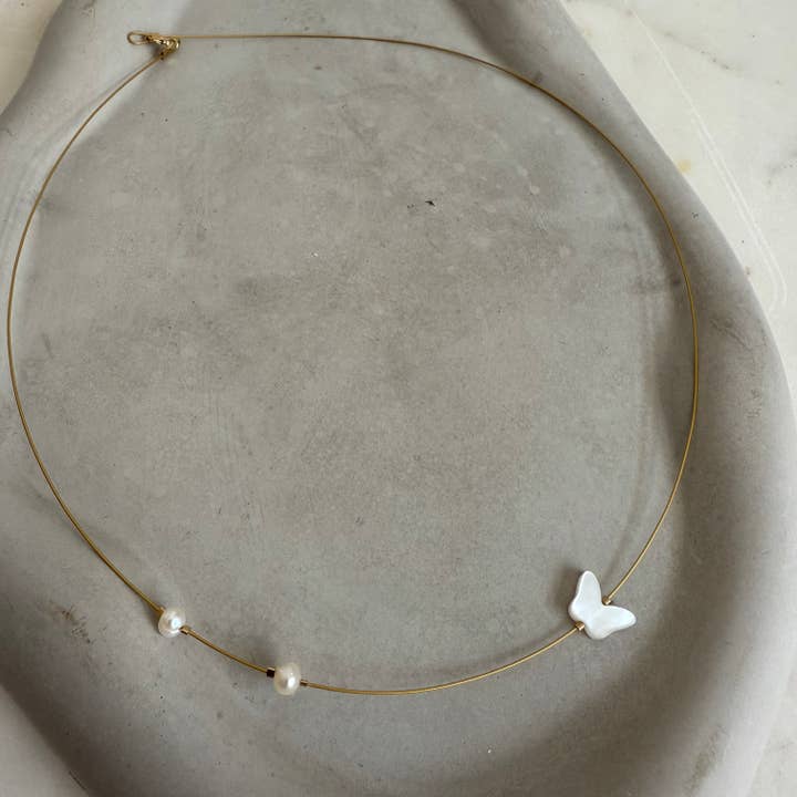 Butterfly pendant choker for wholesale by Mar&Ella