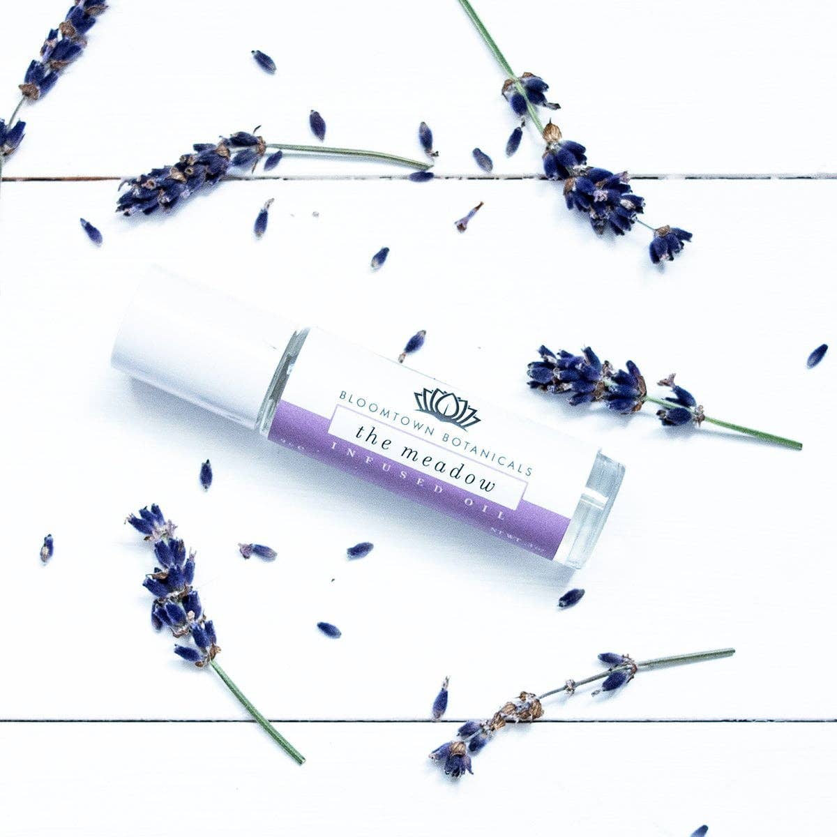 Bloomtown – wholesale Essential oil roll-on – Roll-On Infused Sleep and Relax Oil - The Meadow (Lavender & Rose Geranium)1