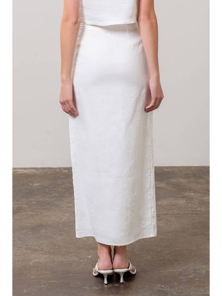 Moon River - Wholesale Skirt - Women's - FRONT BUTTON DETAIL LINEN MIDI SKIRT