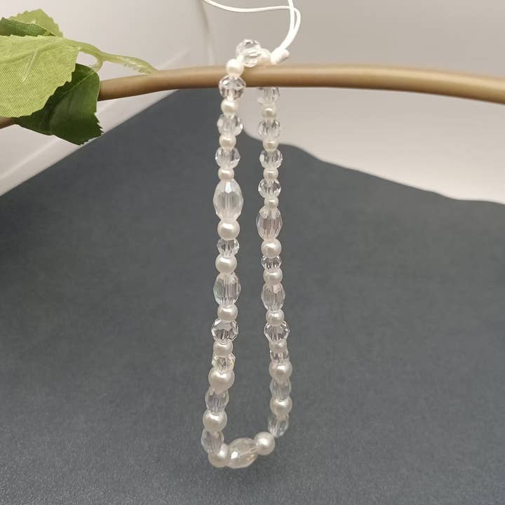 Pearl Acrylic Beaded Lanyard Mobile Phone Strap for wholesale by Mio Queena