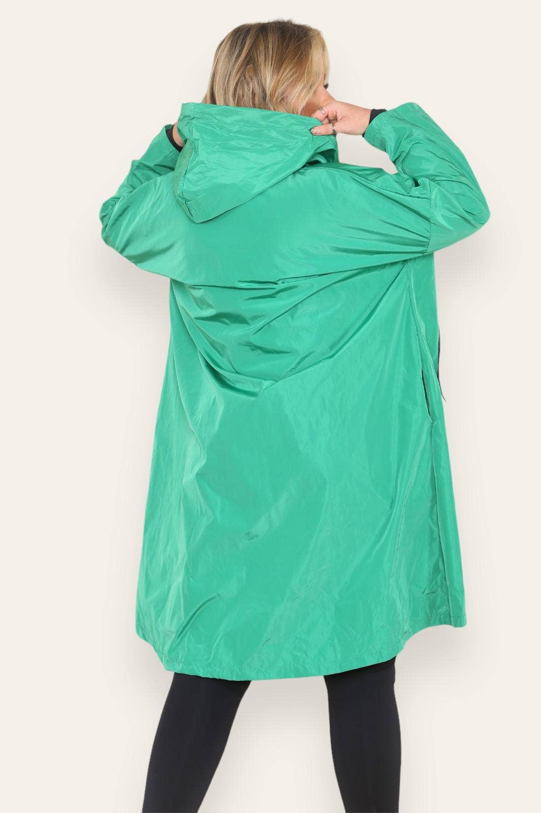 Miss Bold - Wholesale Raincoat - Women's - Oversized Hooded Rain Mac17