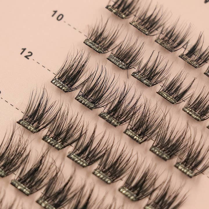 Pretty In The City Beauty - Wholesale False/Fake Eyelashes - Pre-Glued Lashes - Bit of Glam3