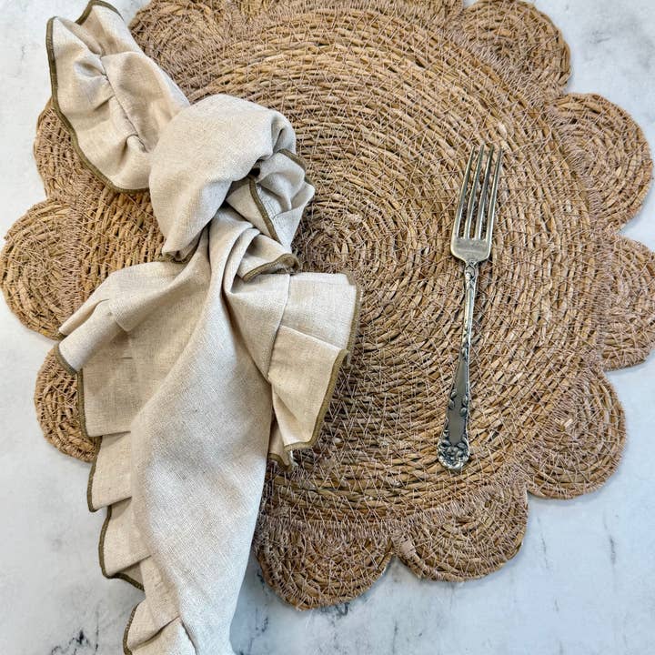 Villa Lua Home - Wholesale Dinner & Cloth Napkin - Ruffle Linen Blend Napkin