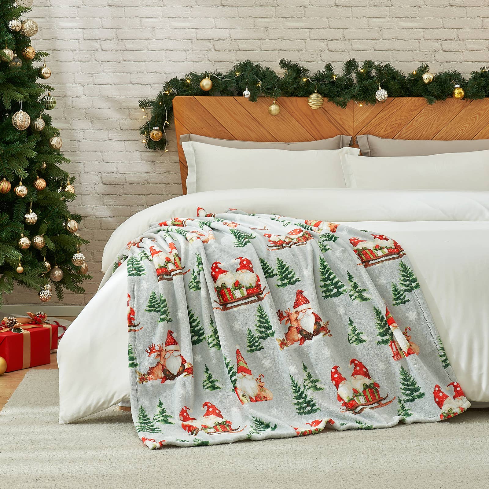 DreamValley - Wholesale Throw Blanket - CB Gnome Christmas Throw Blanket, 50*60"16
